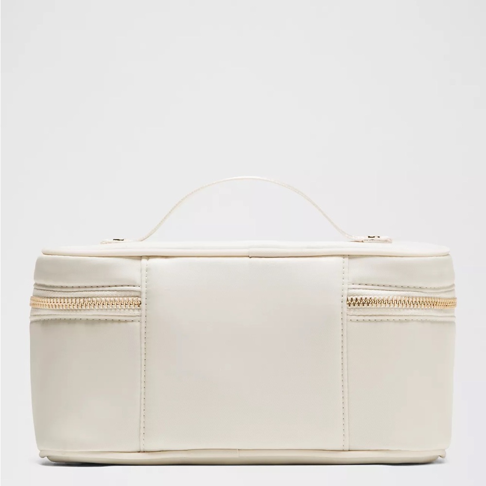 Lululemon Travel Toiletry Bag 3.5L- Light Ivory/Sheer Oak - Picture 10 of 11